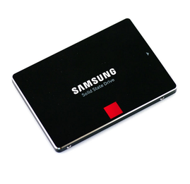 Samsung MZ-7KE512BW 512GB Solid State Drive
